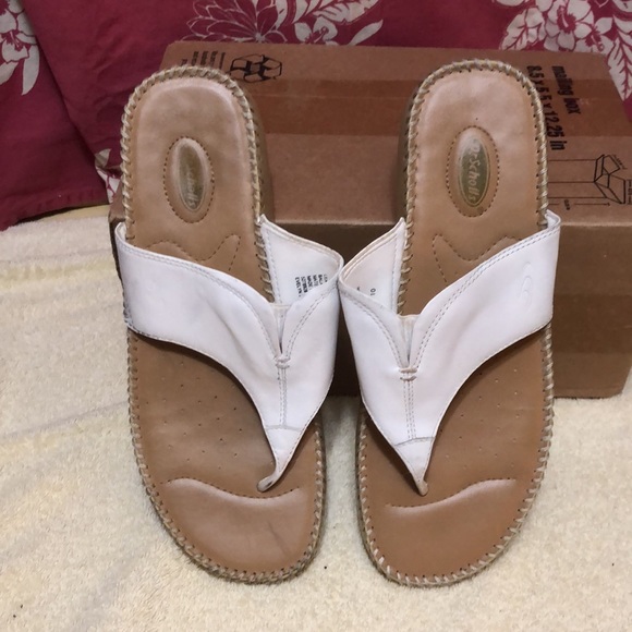 Dr Scholls Women’s Evelyn 2 FlipFlops Double Airpillo  White Leather - Picture 2 of 5